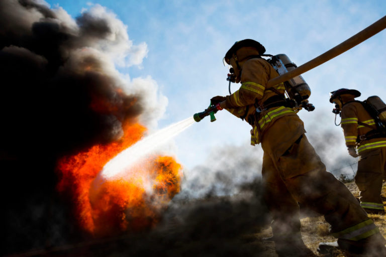 Seguro para bombeiros: saiba como funciona e quais os benefícios